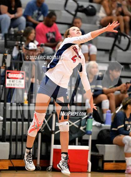 Thumbnail 3 in Christian Vs Otay Ranch (Sweetwater Prime Sports Tournament) photogallery.