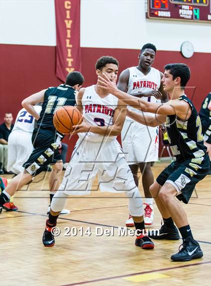 Thumbnail 3 in Freedom vs. St. Petersburg Catholic photogallery.