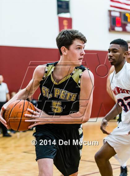 Thumbnail 3 in Freedom vs. St. Petersburg Catholic photogallery.