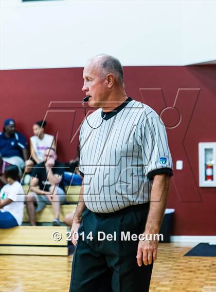Thumbnail 2 in Freedom vs. St. Petersburg Catholic photogallery.