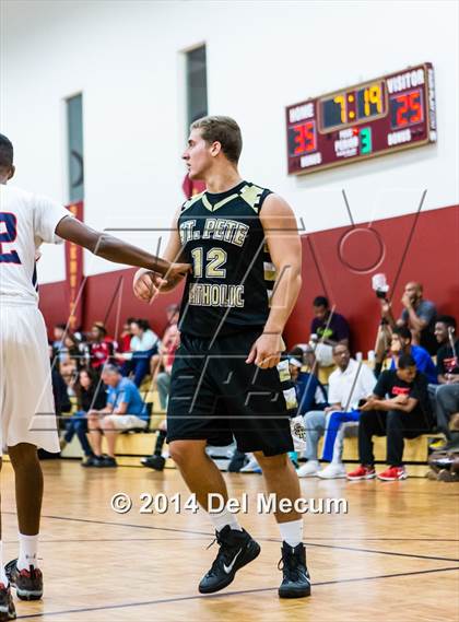 Thumbnail 3 in Freedom vs. St. Petersburg Catholic photogallery.