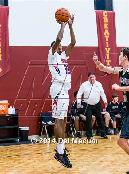Thumbnail 1 in Freedom vs. St. Petersburg Catholic photogallery.