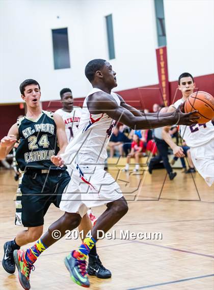 Thumbnail 2 in Freedom vs. St. Petersburg Catholic photogallery.
