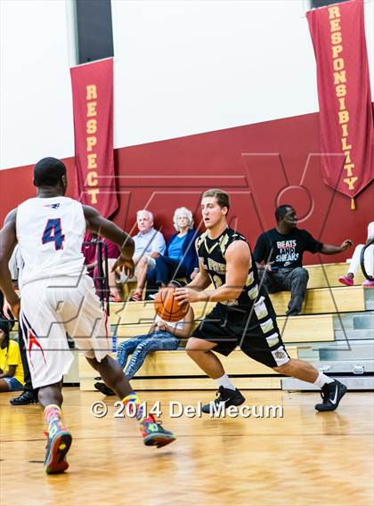 Thumbnail 1 in Freedom vs. St. Petersburg Catholic photogallery.