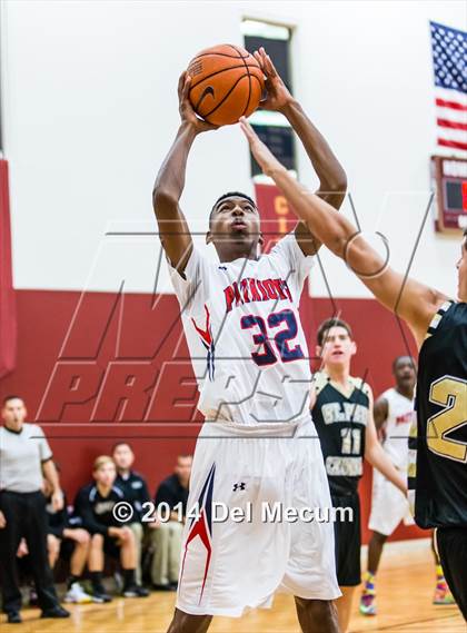 Thumbnail 3 in Freedom vs. St. Petersburg Catholic photogallery.
