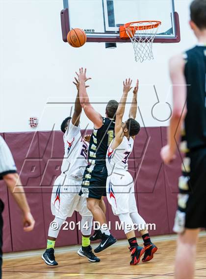 Thumbnail 3 in Freedom vs. St. Petersburg Catholic photogallery.