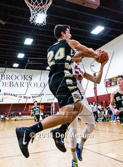 Thumbnail 2 in Freedom vs. St. Petersburg Catholic photogallery.