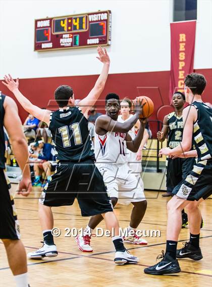 Thumbnail 2 in Freedom vs. St. Petersburg Catholic photogallery.