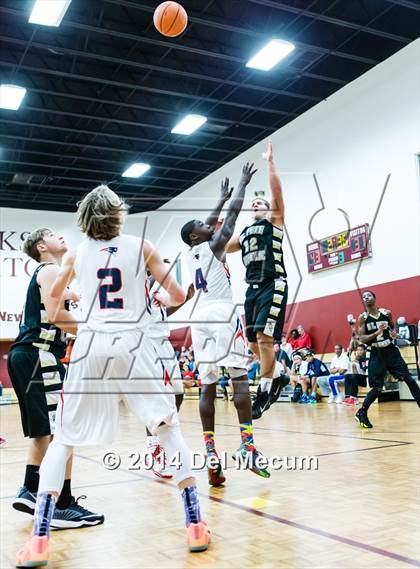 Thumbnail 3 in Freedom vs. St. Petersburg Catholic photogallery.