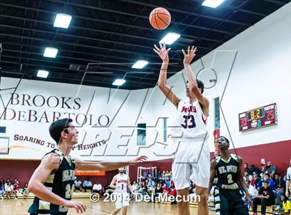 Thumbnail 2 in Freedom vs. St. Petersburg Catholic photogallery.