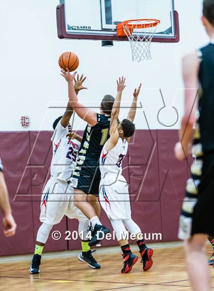 Thumbnail 2 in Freedom vs. St. Petersburg Catholic photogallery.