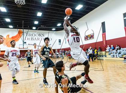 Thumbnail 1 in Freedom vs. St. Petersburg Catholic photogallery.