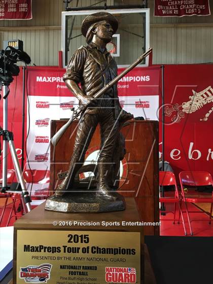 Thumbnail 3 in Pine Bluff TOC Ceremony photogallery.