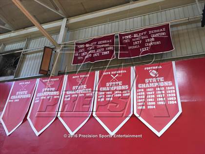 Thumbnail 1 in Pine Bluff TOC Ceremony photogallery.