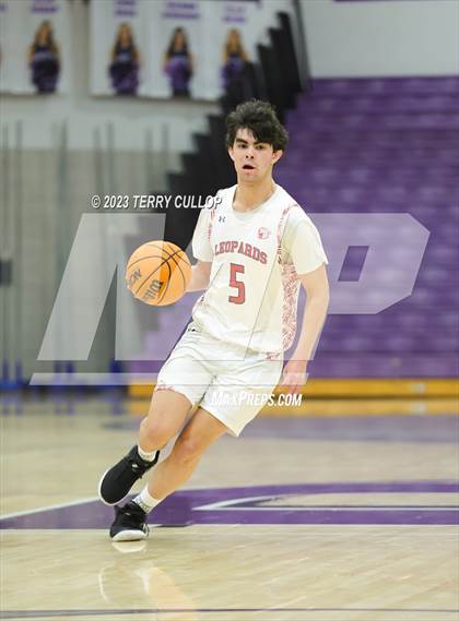 Thumbnail 1 in East vs. Tooele (Riverton Holiday Tournament) photogallery.