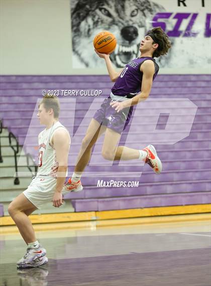 Thumbnail 2 in East vs. Tooele (Riverton Holiday Tournament) photogallery.