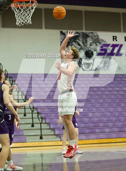 Thumbnail 3 in East vs. Tooele (Riverton Holiday Tournament) photogallery.