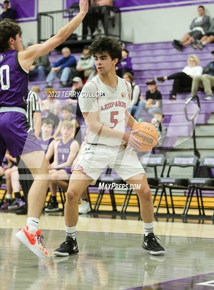 Thumbnail 1 in East vs. Tooele (Riverton Holiday Tournament) photogallery.