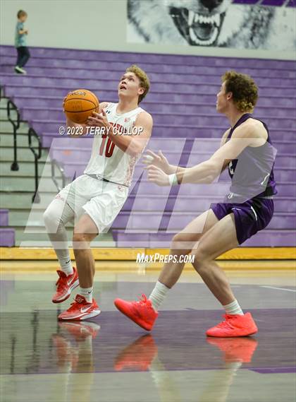 Thumbnail 2 in East vs. Tooele (Riverton Holiday Tournament) photogallery.