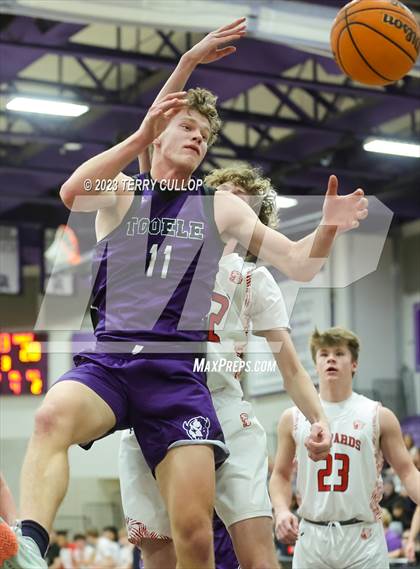 Thumbnail 1 in East vs. Tooele (Riverton Holiday Tournament) photogallery.