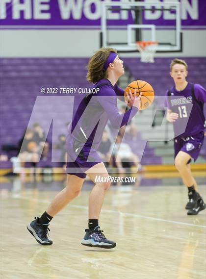 Thumbnail 2 in East vs. Tooele (Riverton Holiday Tournament) photogallery.
