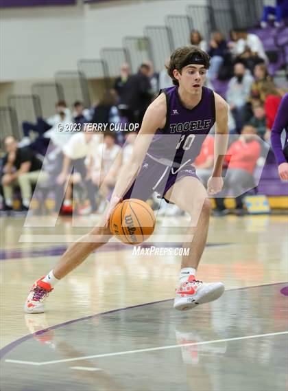 Thumbnail 3 in East vs. Tooele (Riverton Holiday Tournament) photogallery.