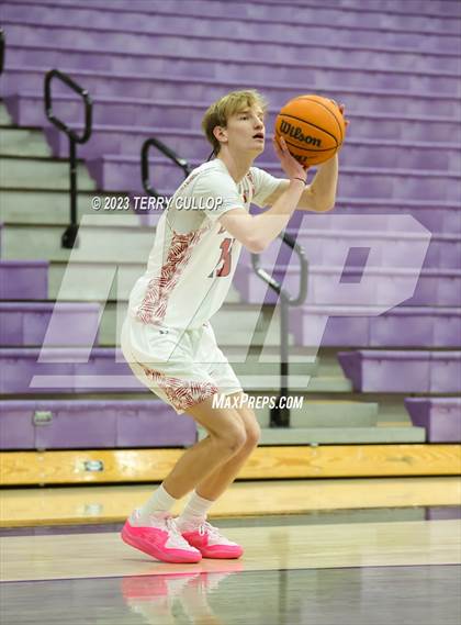 Thumbnail 1 in East vs. Tooele (Riverton Holiday Tournament) photogallery.