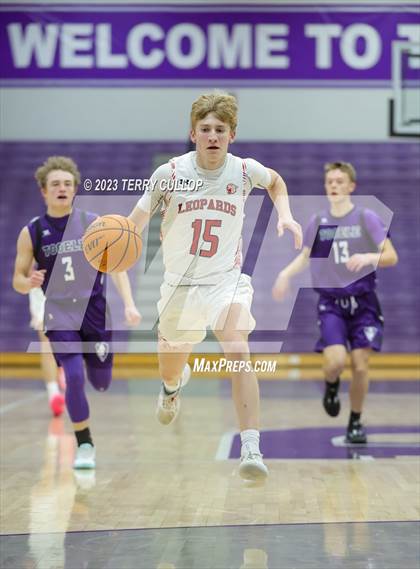 Thumbnail 1 in East vs. Tooele (Riverton Holiday Tournament) photogallery.