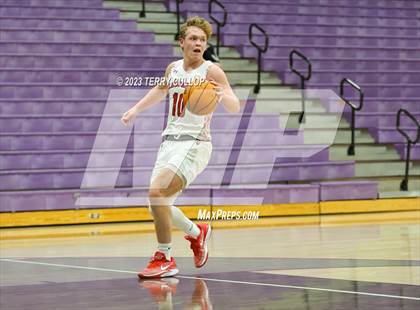 Thumbnail 1 in East vs. Tooele (Riverton Holiday Tournament) photogallery.