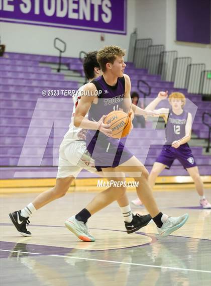 Thumbnail 2 in East vs. Tooele (Riverton Holiday Tournament) photogallery.