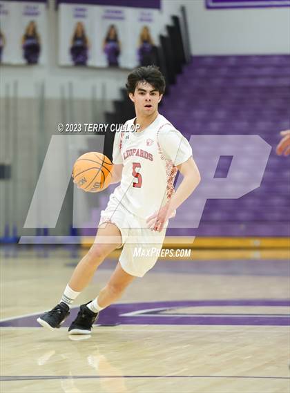Thumbnail 2 in East vs. Tooele (Riverton Holiday Tournament) photogallery.