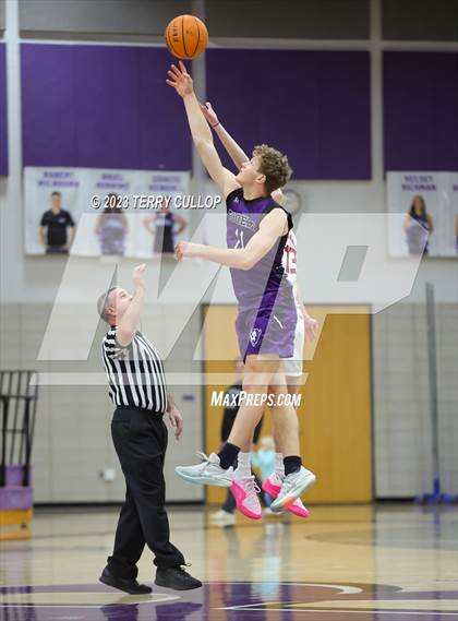 Thumbnail 1 in East vs. Tooele (Riverton Holiday Tournament) photogallery.
