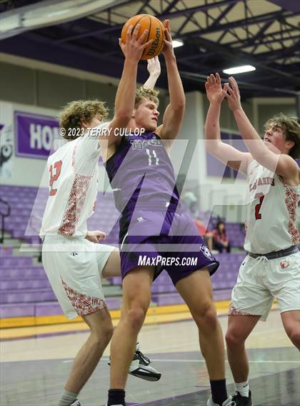 Thumbnail 2 in East vs. Tooele (Riverton Holiday Tournament) photogallery.