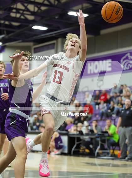 Thumbnail 1 in East vs. Tooele (Riverton Holiday Tournament) photogallery.