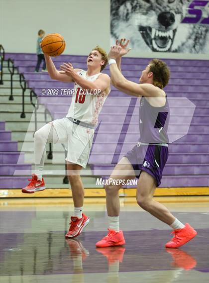 Thumbnail 3 in East vs. Tooele (Riverton Holiday Tournament) photogallery.