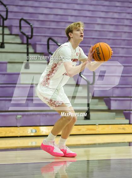 Thumbnail 3 in East vs. Tooele (Riverton Holiday Tournament) photogallery.