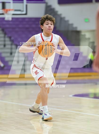 Thumbnail 3 in East vs. Tooele (Riverton Holiday Tournament) photogallery.