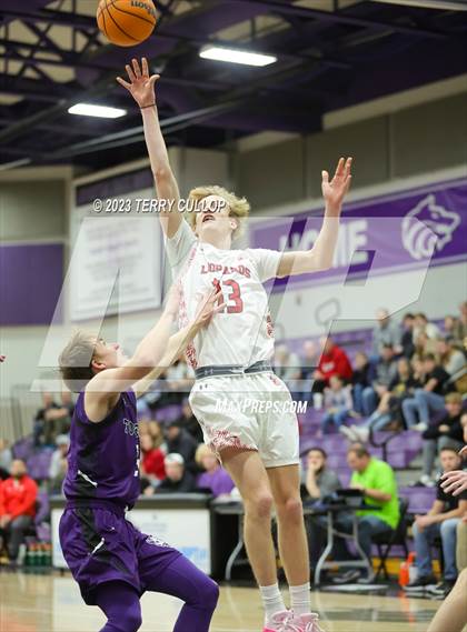 Thumbnail 1 in East vs. Tooele (Riverton Holiday Tournament) photogallery.
