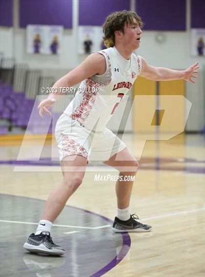 Thumbnail 1 in East vs. Tooele (Riverton Holiday Tournament) photogallery.