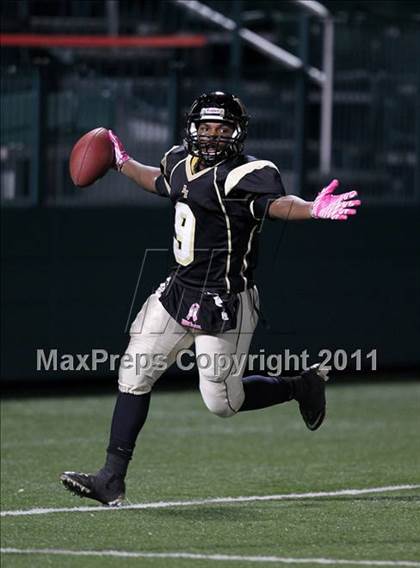 Thumbnail 2 in Orchard Park vs. Rush-Henrietta (NYSPHSAA Class-A Quarterfinals) photogallery.