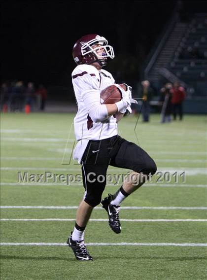 Thumbnail 2 in Orchard Park vs. Rush-Henrietta (NYSPHSAA Class-A Quarterfinals) photogallery.