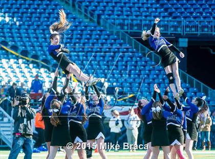 Thumbnail 2 in St. Bernard's Central Catholic vs. Mashpee (MIAA Division 6 Final) photogallery.