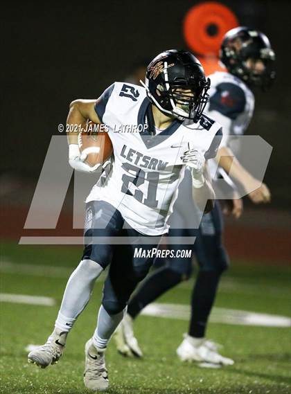 Thumbnail 3 in Warsaw/Letchworth @ East Rochester-Gananda  (NYSPHAA Class C Semifinal) photogallery.