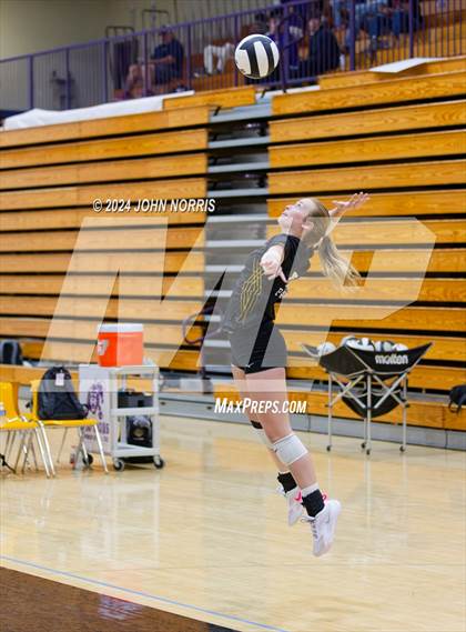 Thumbnail 2 in Pioneer vs. Leo (Leo Invite) photogallery.