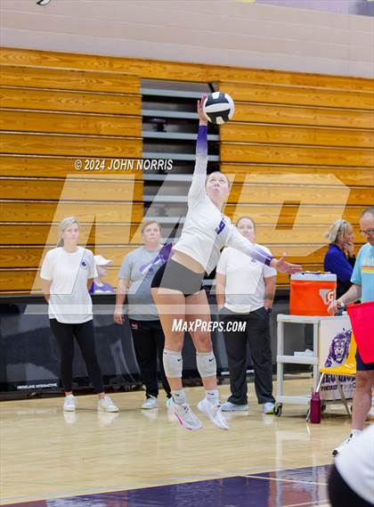 Thumbnail 1 in Pioneer vs. Leo (Leo Invite) photogallery.