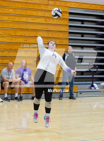Thumbnail 3 in Pioneer vs. Leo (Leo Invite) photogallery.