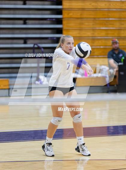 Thumbnail 3 in Pioneer vs. Leo (Leo Invite) photogallery.