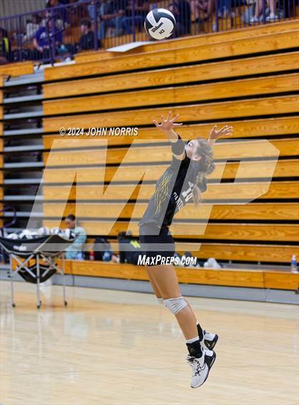 Thumbnail 3 in Pioneer vs. Leo (Leo Invite) photogallery.