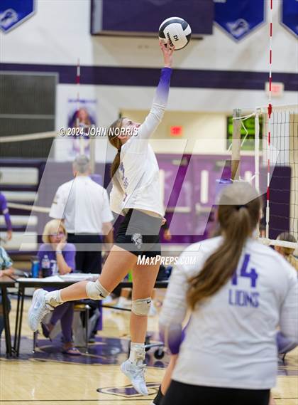 Thumbnail 2 in Pioneer vs. Leo (Leo Invite) photogallery.
