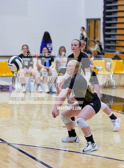 Thumbnail 1 in Pioneer vs. Leo (Leo Invite) photogallery.
